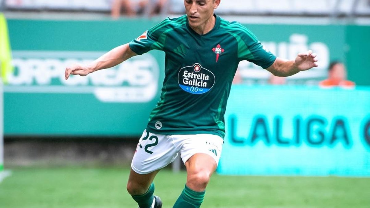 Aitor Buñuel, durante su etapa con el Racing de Ferrol.
