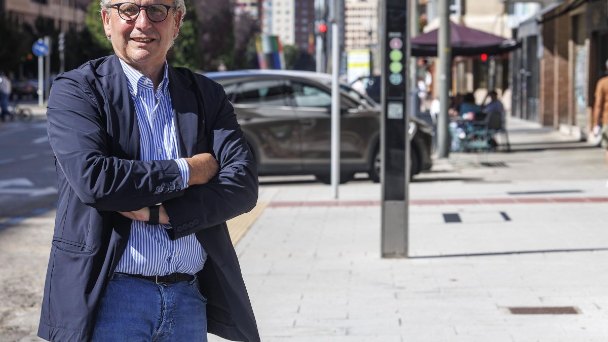 Ignacio San Millán auspicia el encuentro empresarial en Madrid sobre el tren directo.