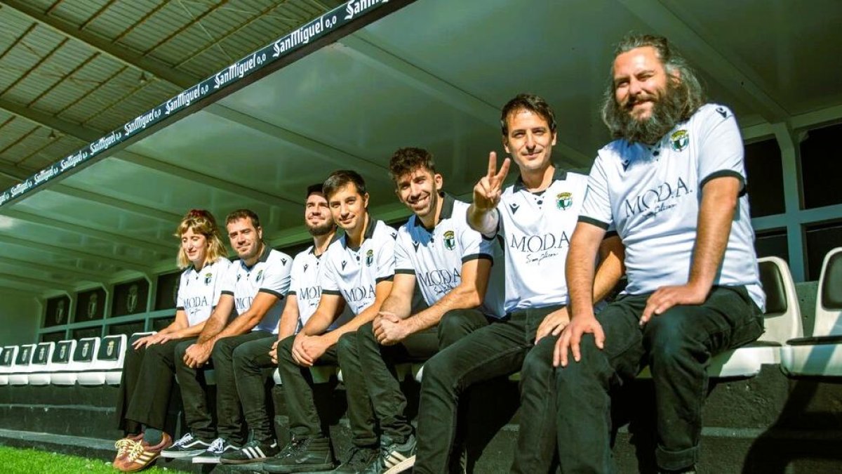 La M.O.D.A. se suma al Burgos CF como patrocinador en una acción vinculada a su nuevo disco.