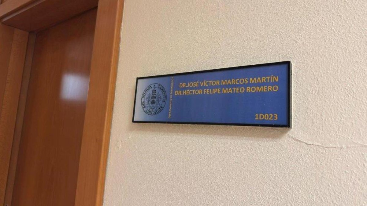 Despacho del profesor de la UVA Héctor Felipe Mateo.