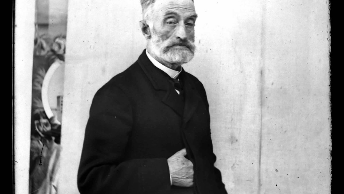 José Martínez Rives.