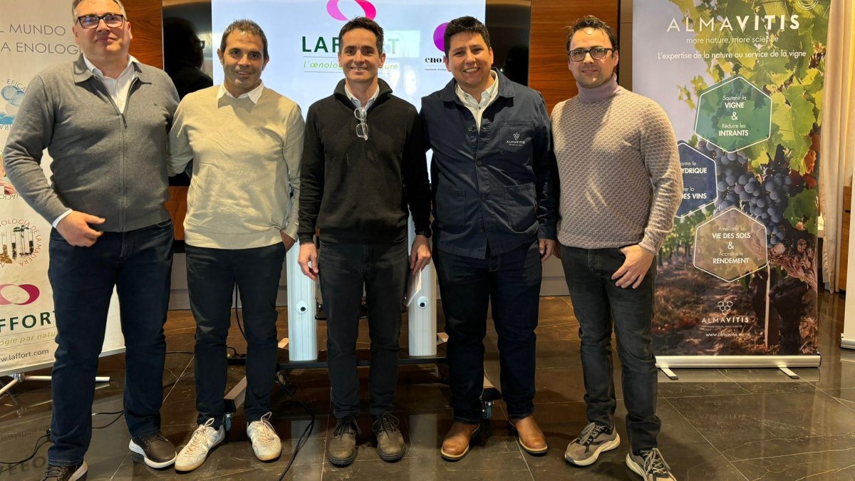 El presidente de Enoduero con representantes de Laffort