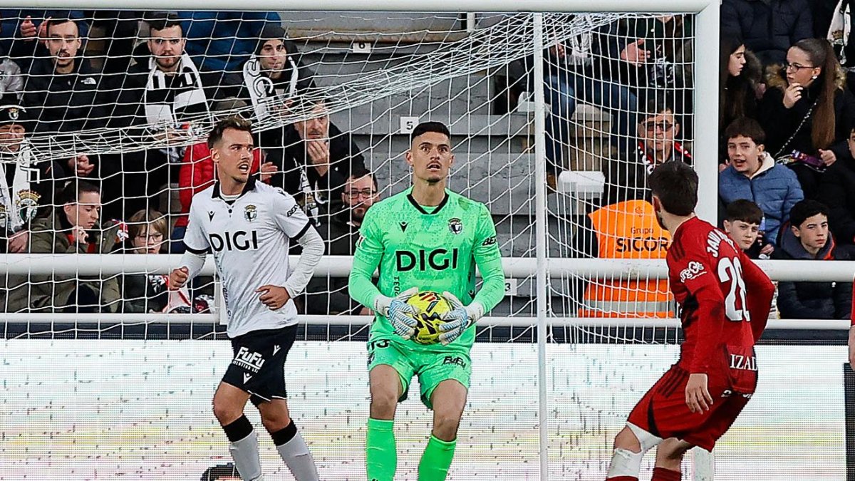 Cantero, durante el partido contra el Mirandés.