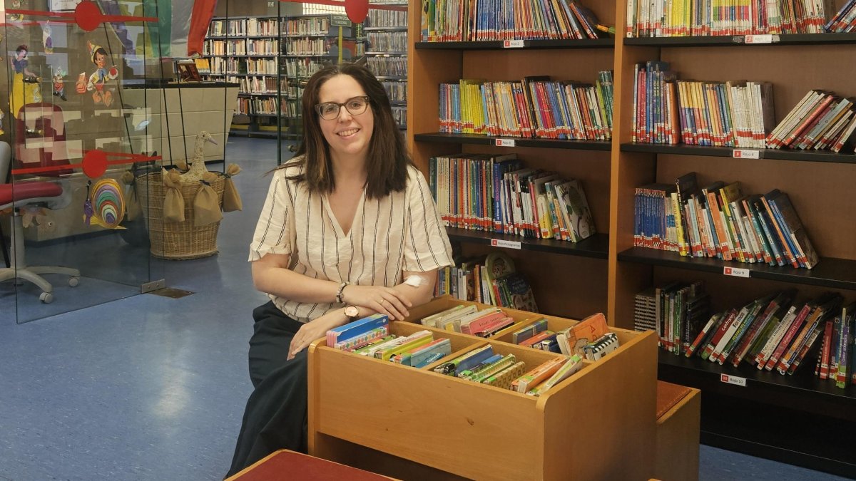 Olaia Rueda es la bibliotecaria de Aranda desde 2024