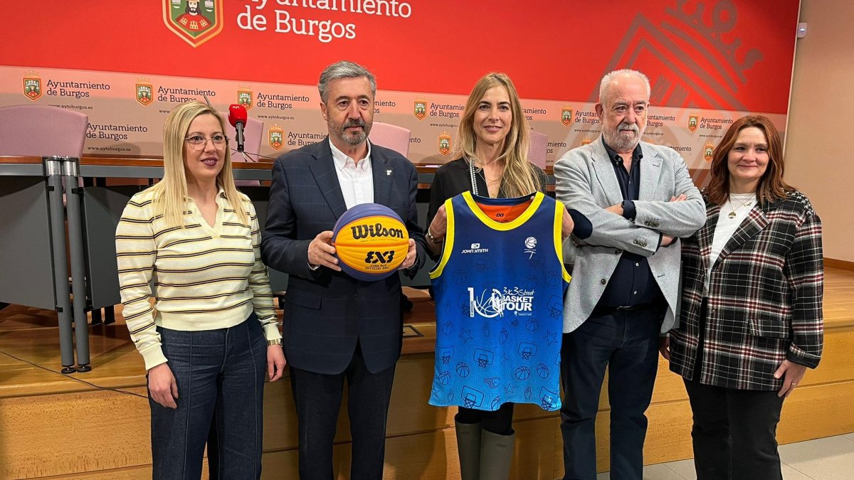 Imagen de la presentación del torneo.