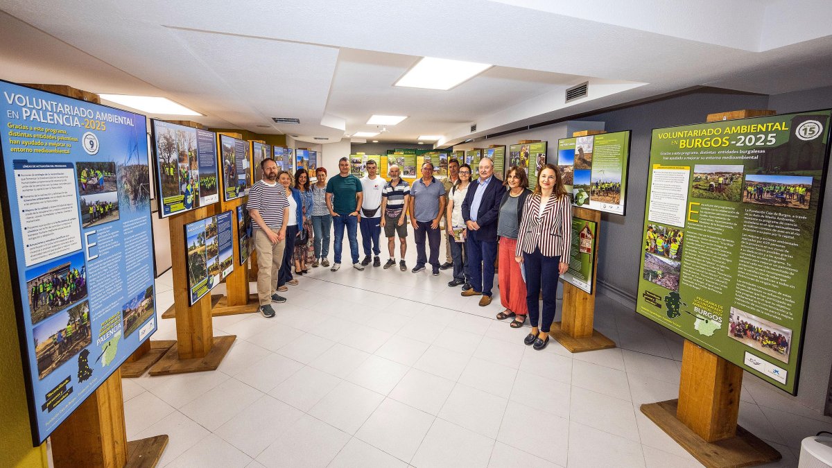Instante de la presentación de la nueva exposición de los proyectos medioambientales de las fundaciones Caja de Burgos y ‘la Caixa’.