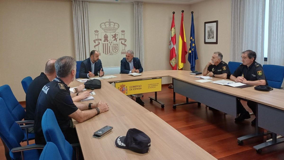 Reunión de la Mesa de Coordinación Policial de seguimiento a los casos activos en el Sistema VioGén en Burgos.