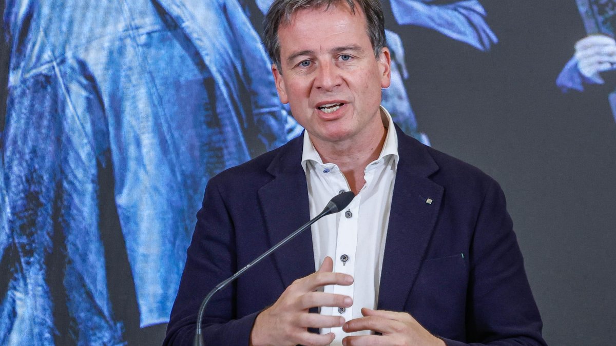 El presidente del PP de Burgos, Borja Suárez.