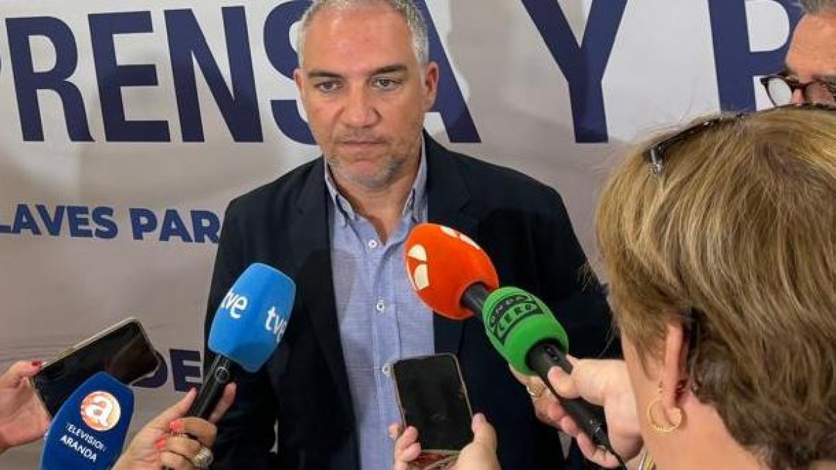 Bendodo en el Curso Prensa y Poder de San Gabriel