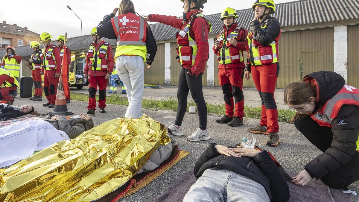 Simulacro de accidente con múltiples víctimas en el Hospital Militar.