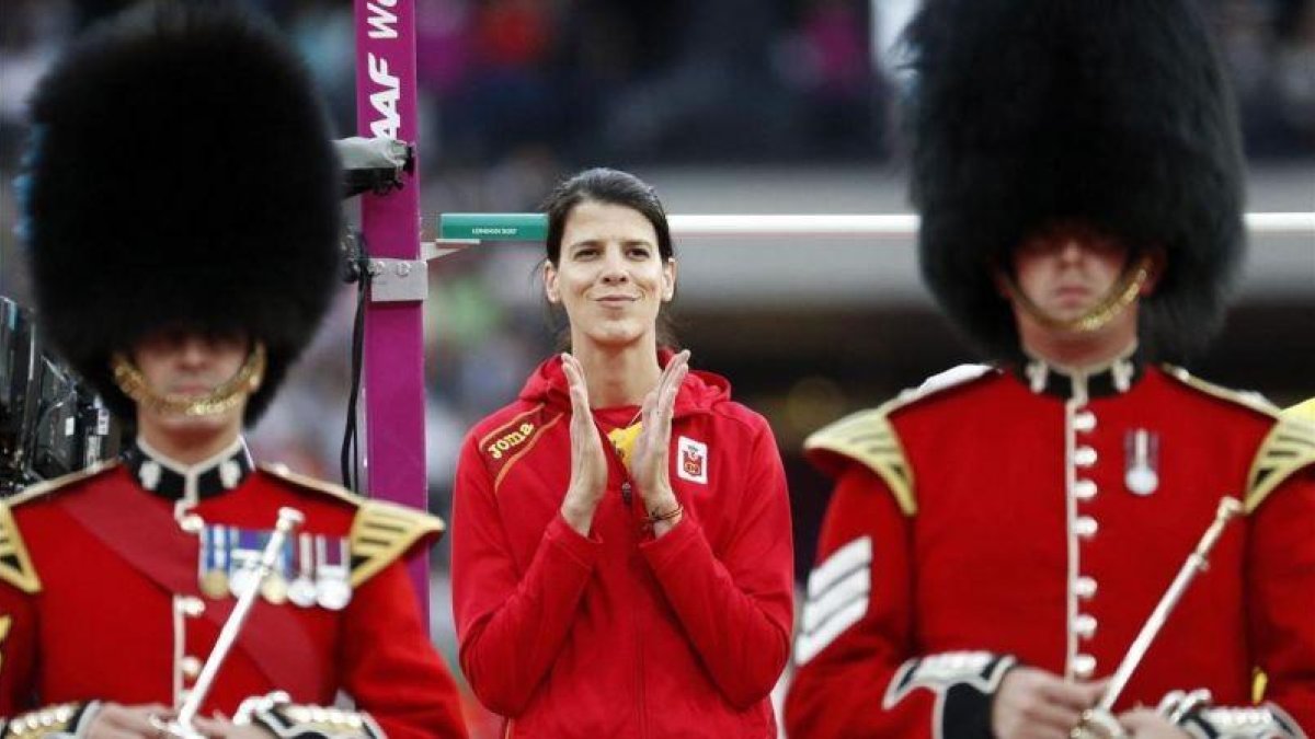 Ruth Beitia, durante la presentación de la final de salto de altura en los Mundiales de Londres 2017.-EFE / LAVANDEIRA JR