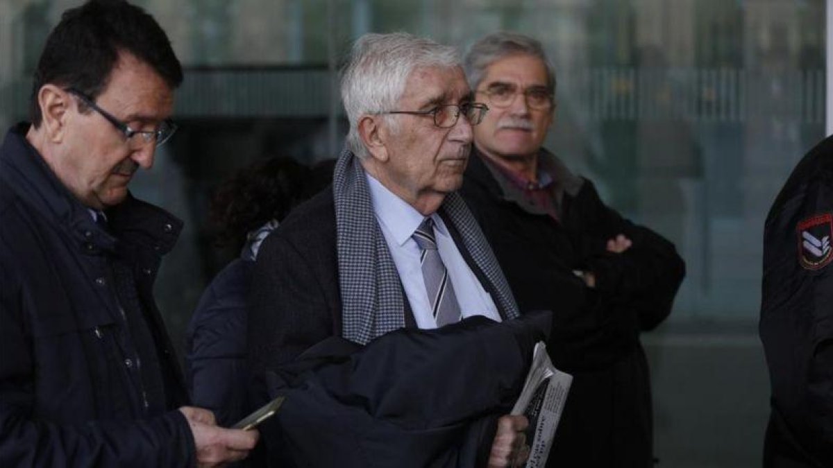 El extesorero de CDC Daniel Osàcar, a su llegada este jueves a la Ciutat de la Justícia.-