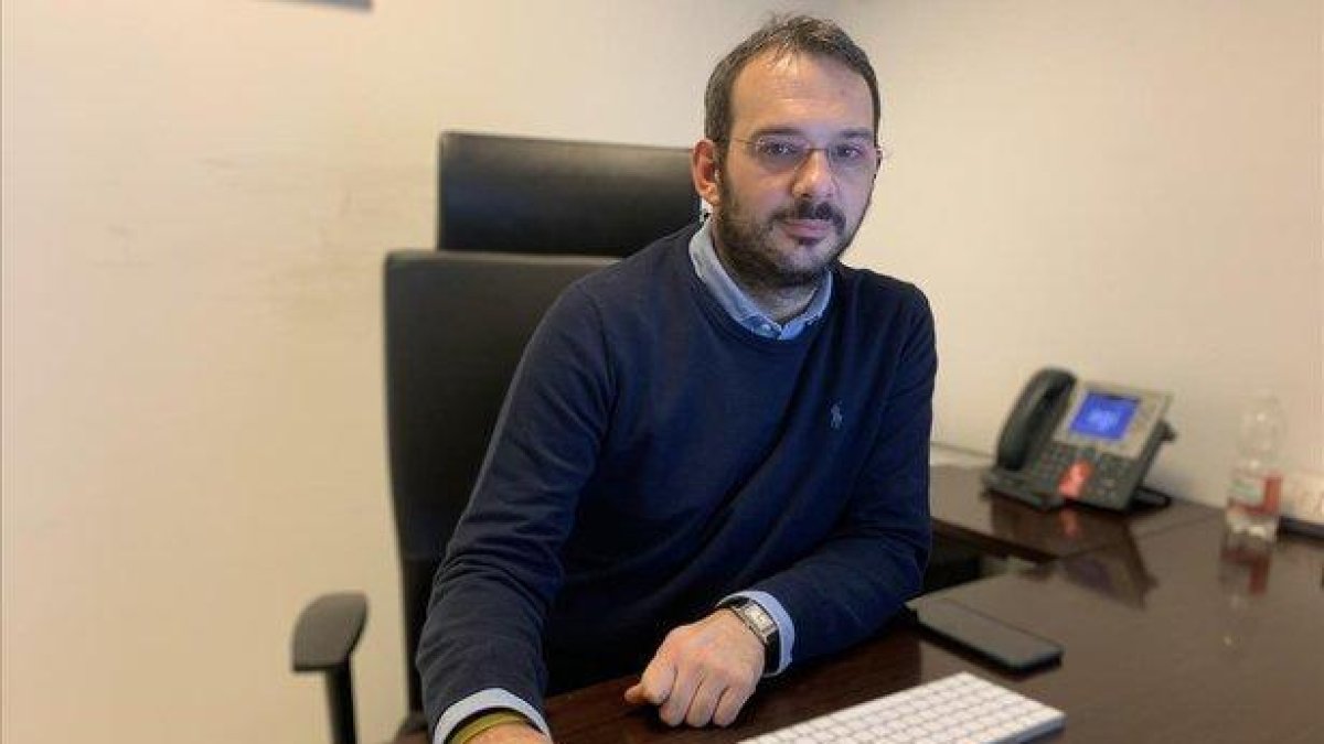 Paolo Borrometi, en su despacho de Roma.-Irene Savio