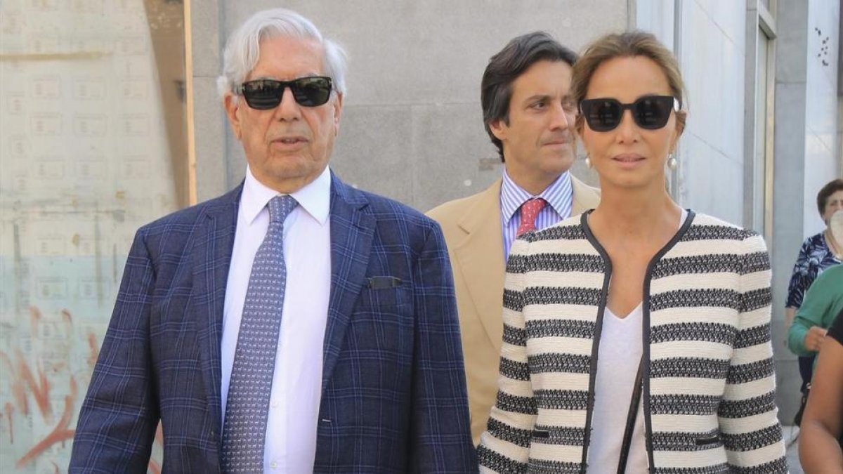 Mario Vargas Llosa e Isabel, el pasado abril.-GTRES