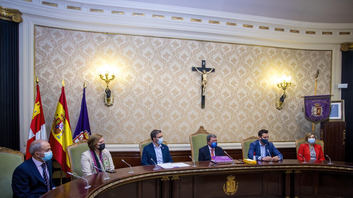 Imagen de la presentación del encuentro. SANTI OTERO.