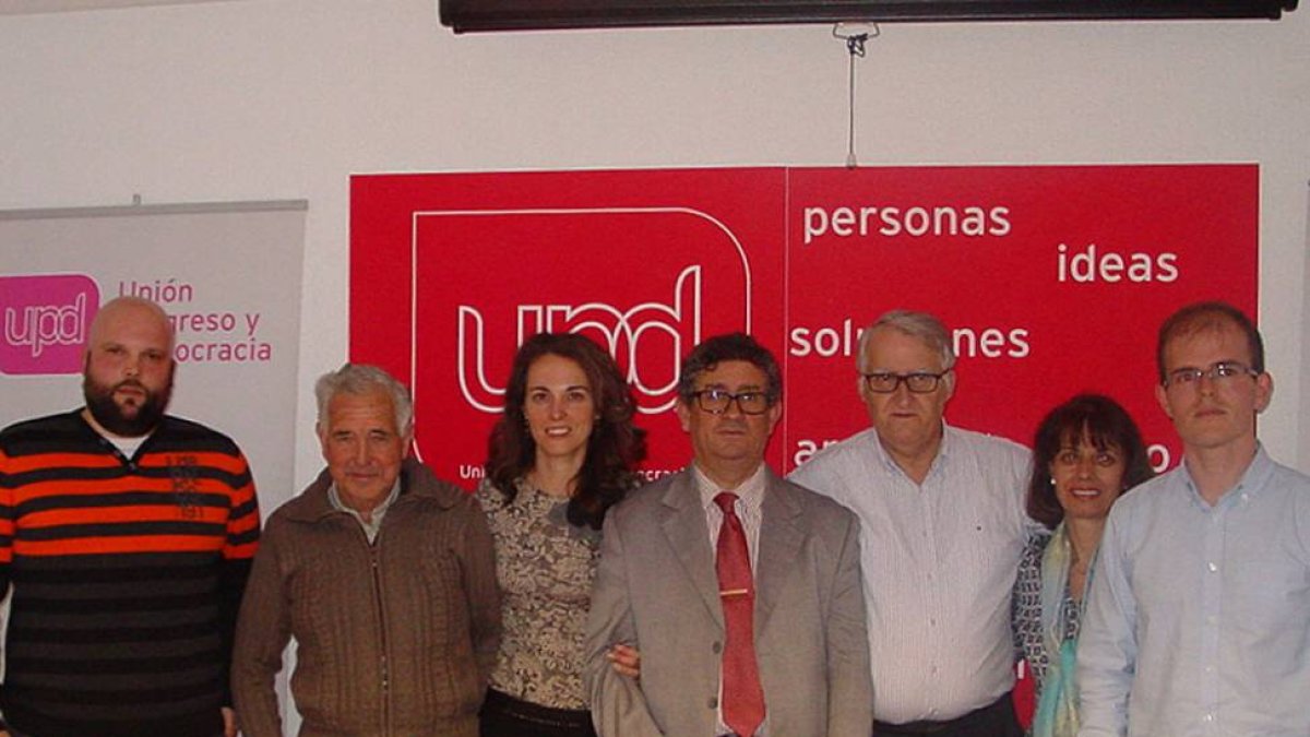 David Izquierdo (segundo por la derecha), cocinero de Los Rastrojos.-B.C.