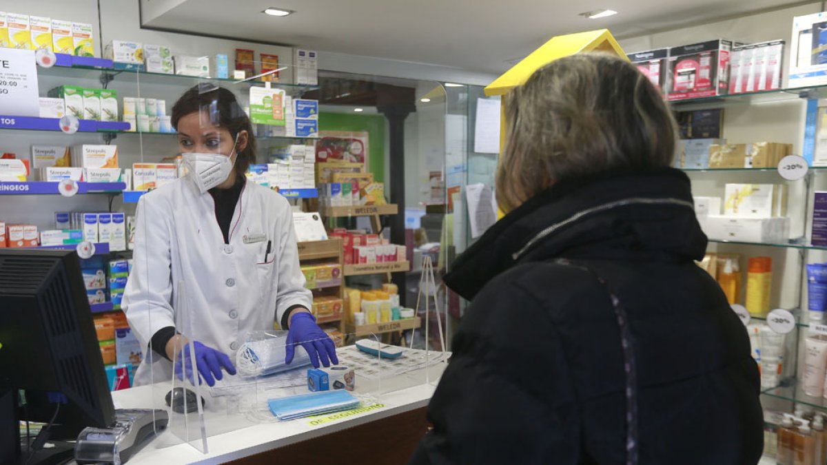 Pidieron que se retire el alto IVA del 25% con el que se gravan productos como las mascarillas. I. L. M