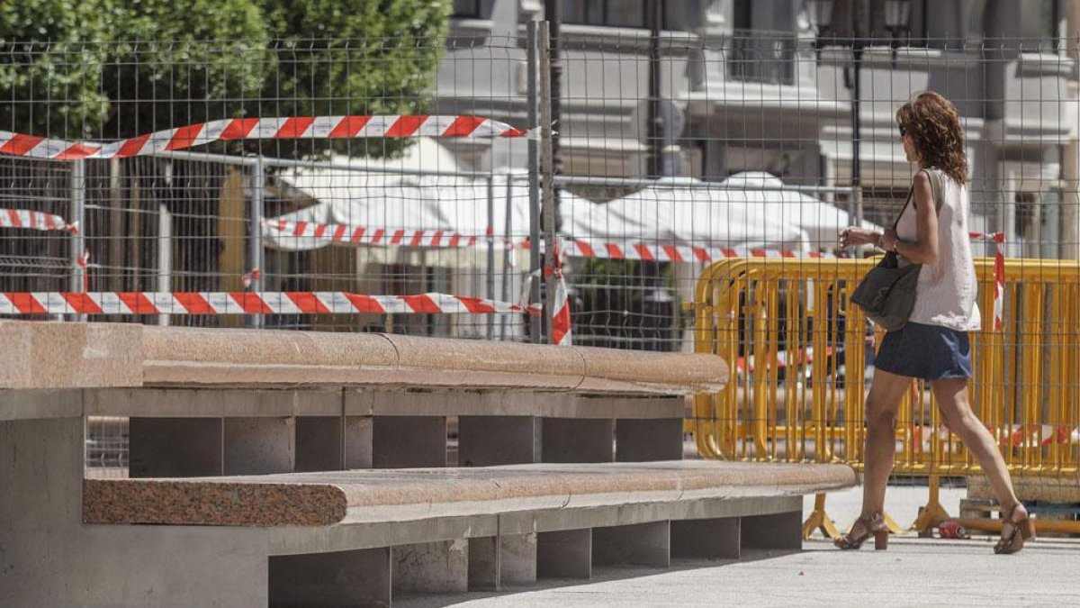 A simple vista se aprecia que el asiento inferior queda mucho más cerca del suelo que anteriormente.-SANTI OTERO