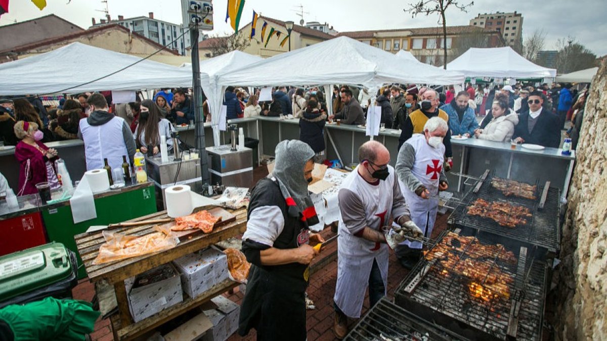 El Mercado Medieval de Gamonal ha superado con creces su expectativas. TOMÁS ALONSO