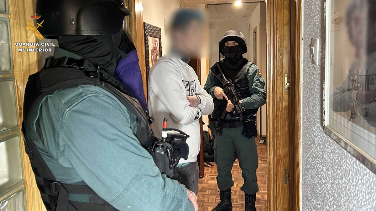 Imagen de una de las detenciones. GUARDIA CIVIL