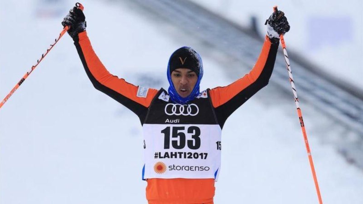 Adrián Solano protagonizó la prueba más torpe del Mundial de esquí.-GETTY / RICHARD HEATHCOTE