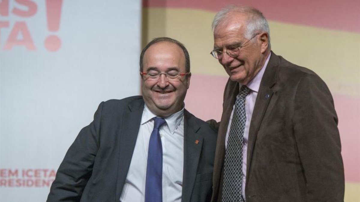 Miquel Iceta y Josep Borrell.-FERRAN SENDRA