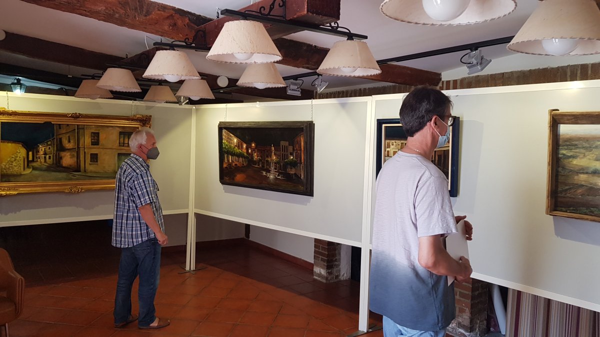 La exposición cuenta con paisajes locales y obras de carácter más personal y ético. ECB.