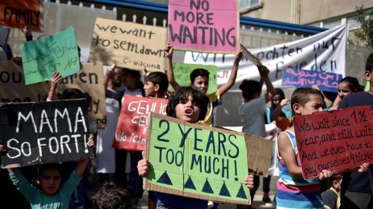 Protesta de refugiados ante el servicio de asilo de la capital de Atenas, el pasado 19 de septiembre-LOUISA GOULIAMAKI