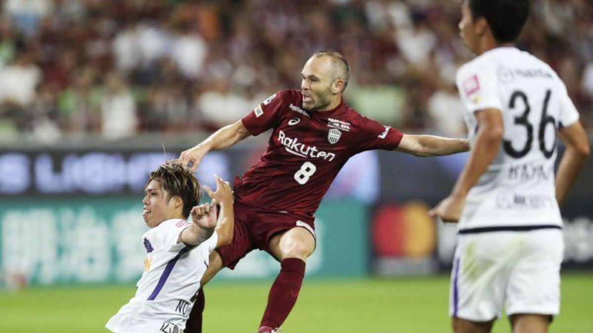 Andrés Iniesta, en su último partido con el Vissel Kobe.-TAKUMI SATO (AP)