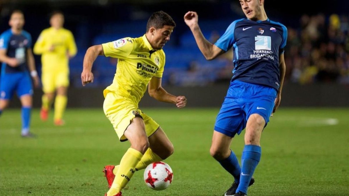 Pablo Fornals, durante un partido de Copa.-EFE / DOMENECH CASTELLO