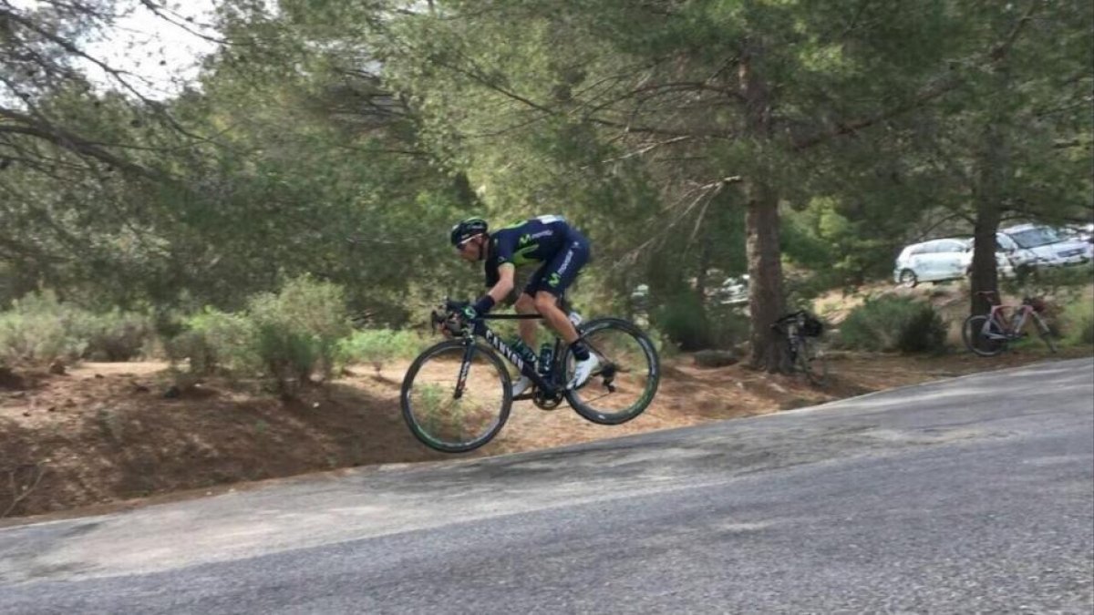 El salto de Alejandro Valverde en la Vuelta a Murcia.-TWITTER