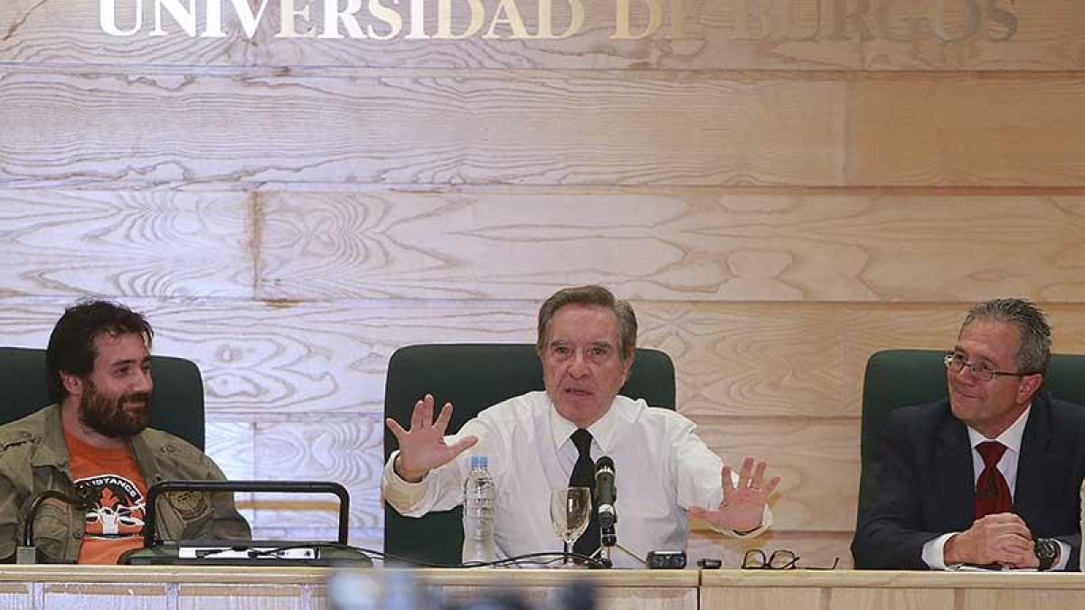 Por la tarde, en un ambiente más relajado, Gabilondo con su público.-RAÚL G. OCHOA