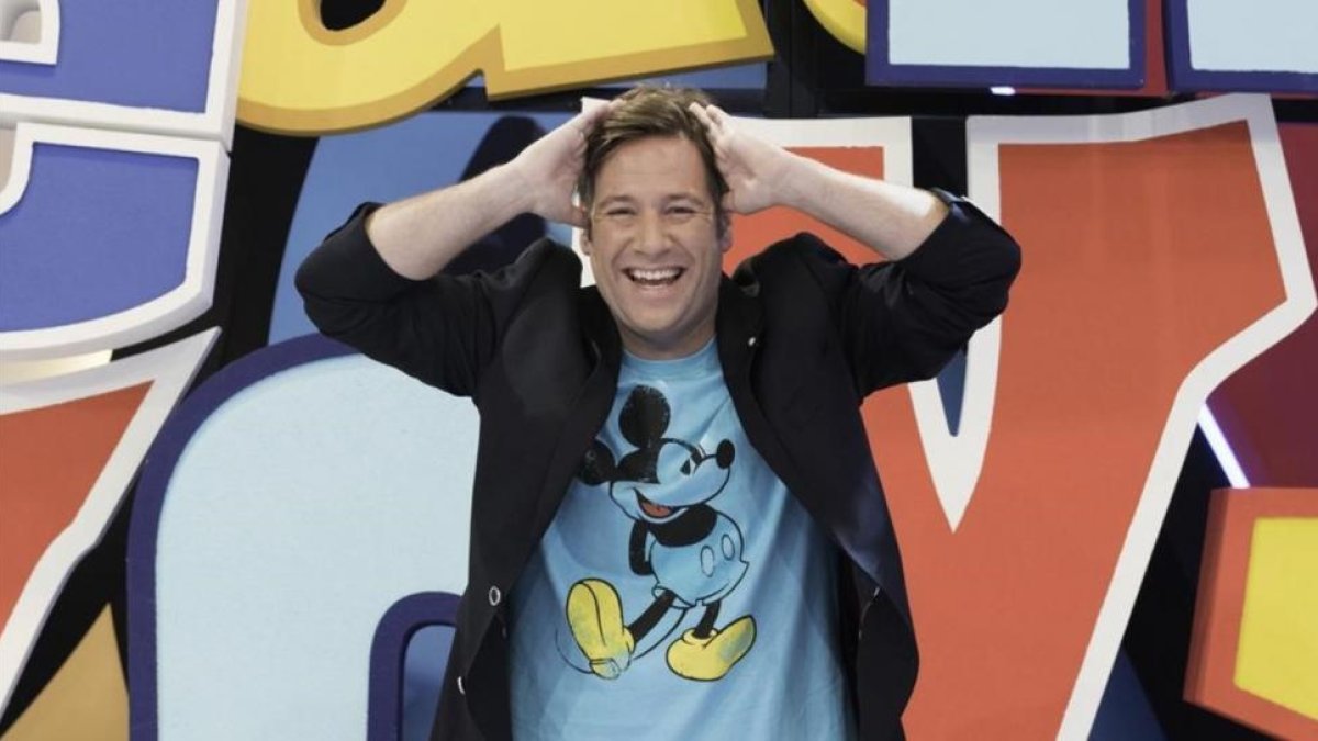 Carlos Latre, presentador del nuevo concurso familiar de Disney Channel 'Boca-Zas!'.-CESAR LUCAS ABREU