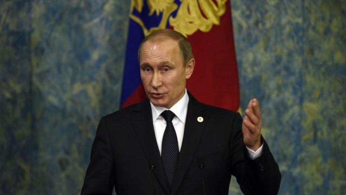 El presidente ruso, Vladimir Putin, en la cumbre del clima en París.-AFP / MARTIN BUREAU / AFP