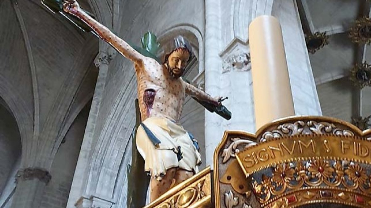 Desde enero los cofrades han ensayado el movimiento en una veintena de ocasiones sin contratiempos. ECB