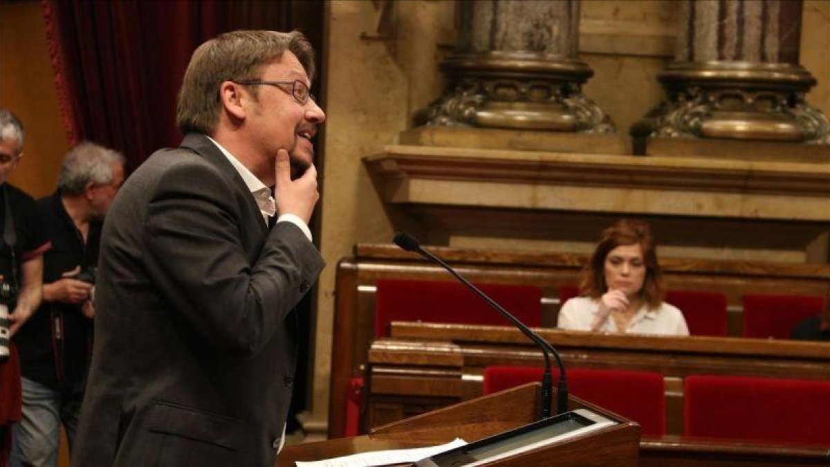 Xavier Domènech durante su intervención en el Parlament.-ELISENDA ROSANAS (ACN)