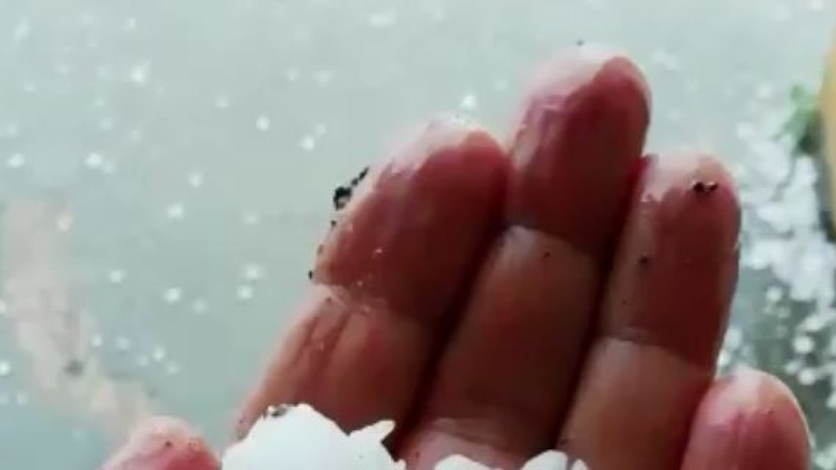 Granizo caído esta tarde en Fuentecén. ECB
