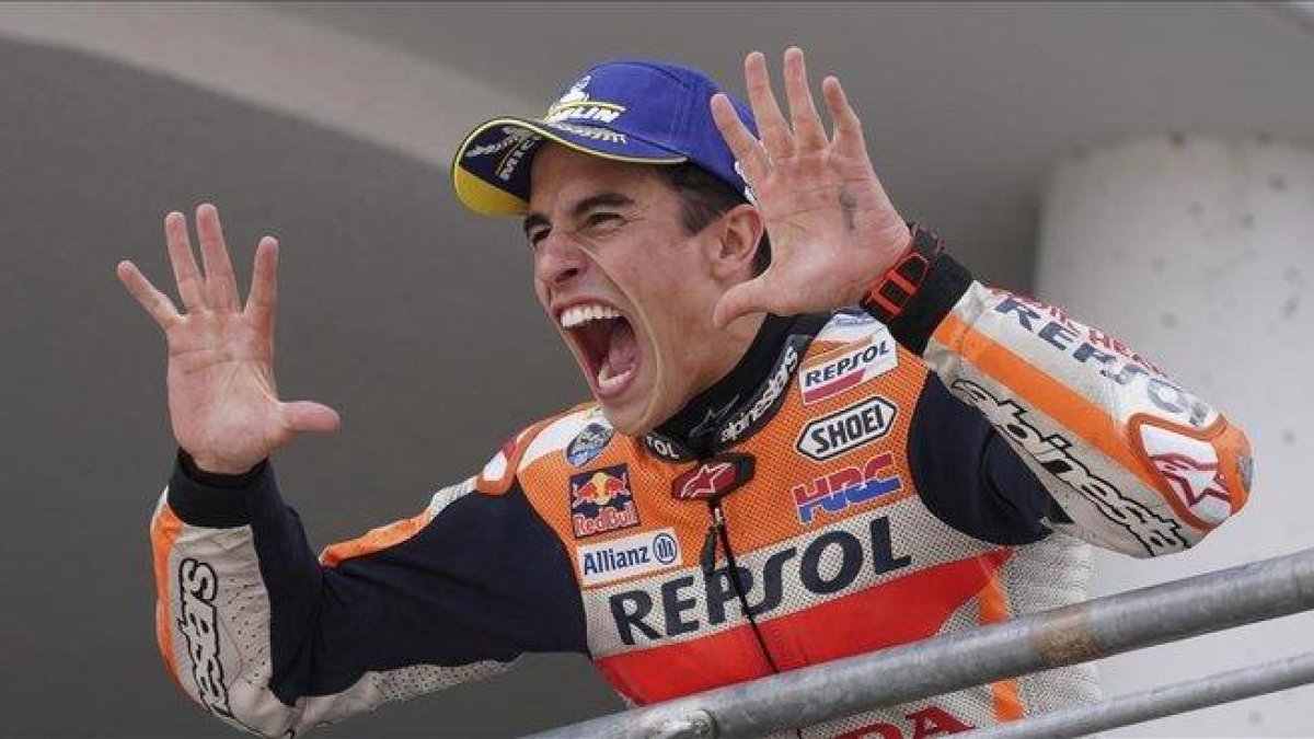 El catalán Marc Márquez (Honda) celebra su décima victoria consecutiva en Alemania.-ALEJANDRO CERESUELA