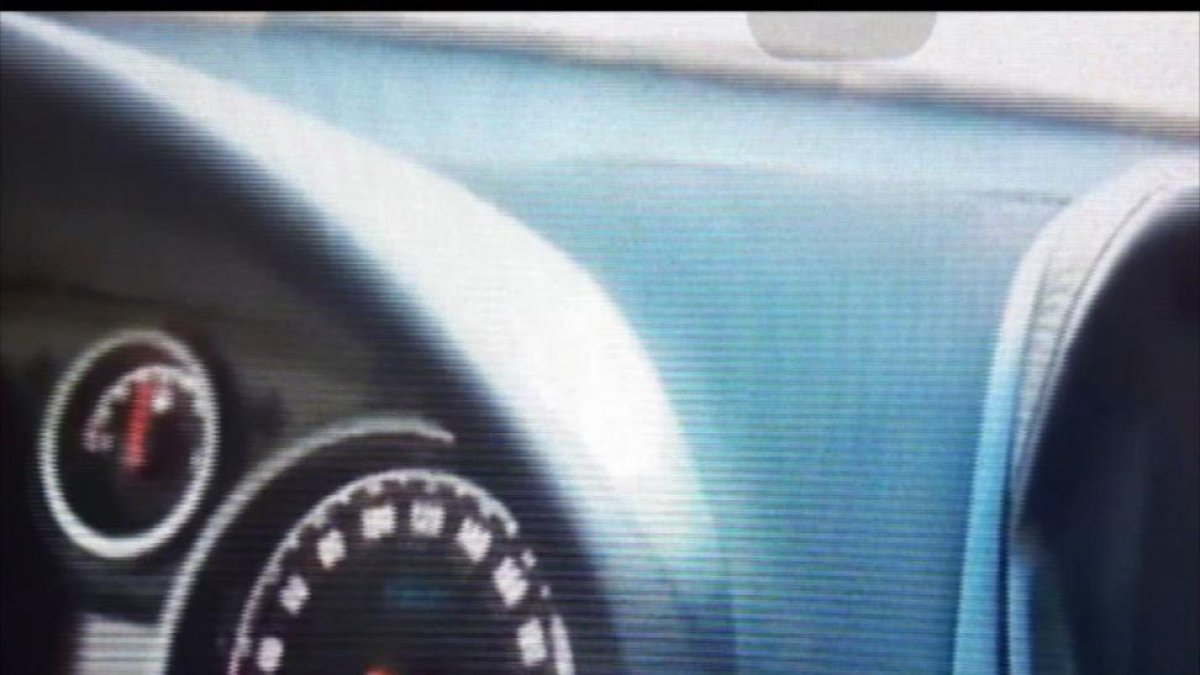 Imagen del vídeo subido por el conductor investigado.-ECB