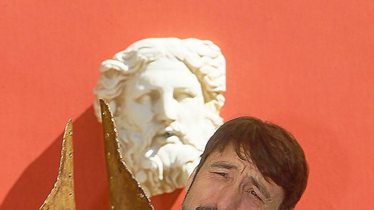 Carmelo Gómez.-J. M. LOSTAU