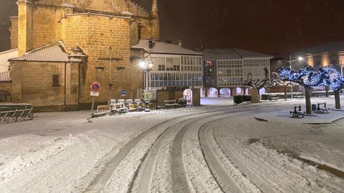 Las nevadas seguirán produciéndose en el norte hasta mañana por la tarde. ECB