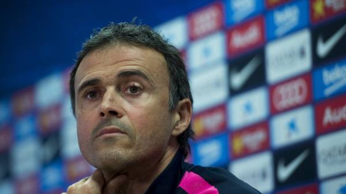 Luis Enrique, en rueda de prensa tras la sesion de entrenamiento del Barça, este sábado.-Foto: JORDI COTRINA