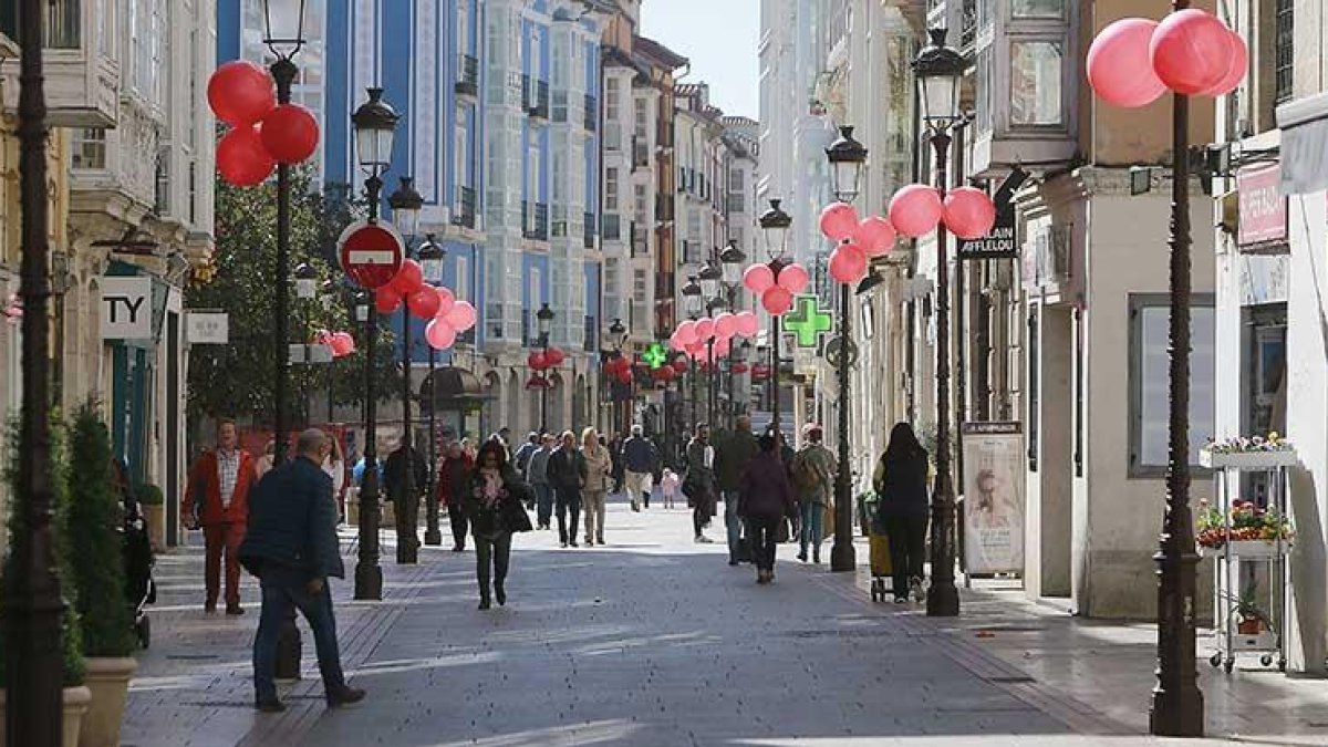 La calle Laín Calvo adornada para una edición anterior de BurgoStock. ECB
