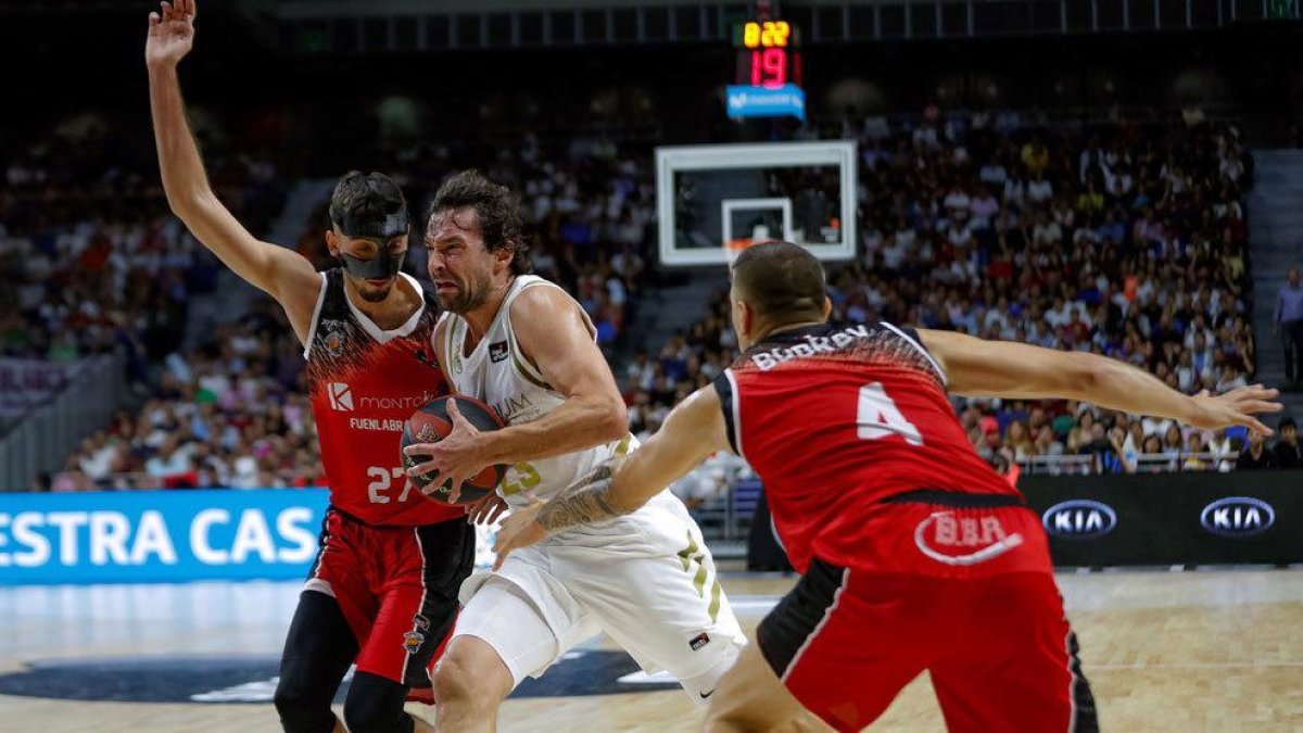 Un momento del partido.-EFE