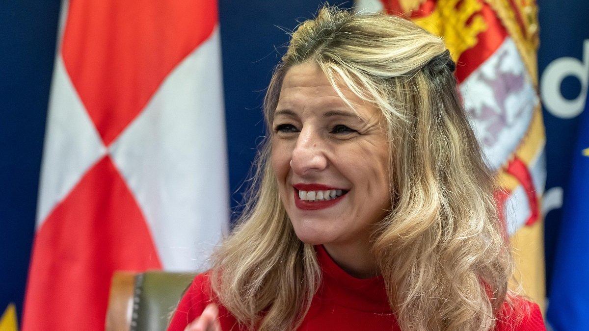 La vicepresidenta segunda del Gobierno y ministra de Trabajo y Econom?a Social, Yolanda D?az, se re?ne con responsables de las organizaciones sindicales y empresariales de Castilla y Le?n para abordar la eliminaci?n del SERLA. Participan los secretarios generales de CCOO de Castilla y Le?n, Vicente Andr?s; de UGT en Castilla y Le?n, Faustino Temprano, y la vicepresidenta y portavoz de CEOE Castilla y Le?n, ?ngela de Miguel