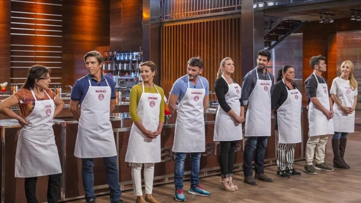 Los nueve concursantes iniciales de 'Masterchef celebrity', el nuevo porgrama de TVE.-TVE