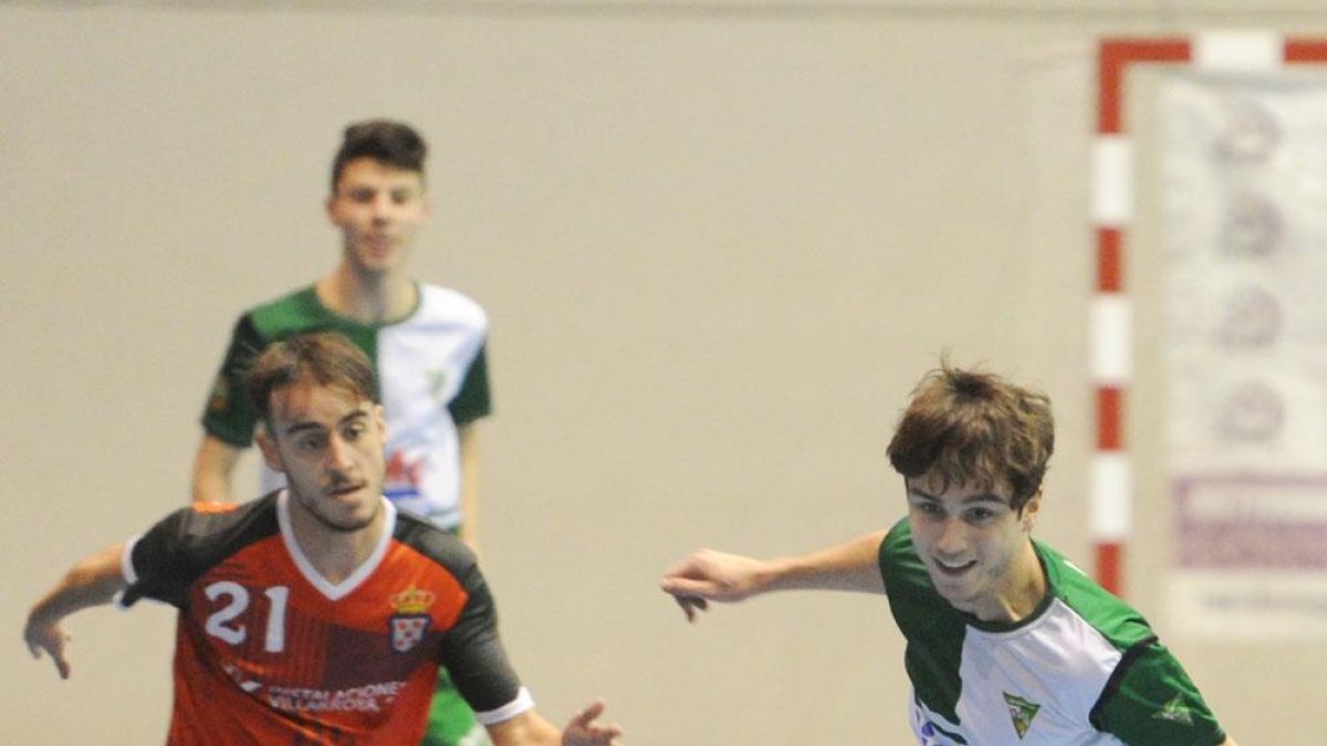Guille debutó con la camiseta verdiblanca y lo hizo con triunfo.-ISRAEL L. MURILLO