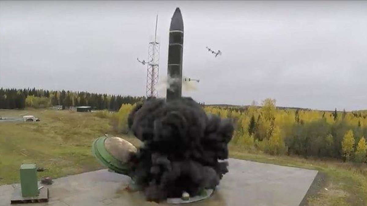 Foto del misil ’Avangard’ distribuida por el Ministerio de Defensa ruso.-AP