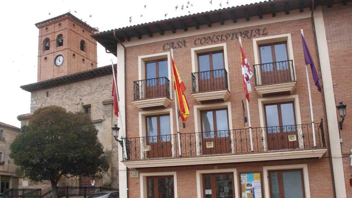 Otro proyecto del Ayuntamiento es también la reforma para acoger en la Casa Consistorial al Ceas y las oficinas judiciales.-G. G.