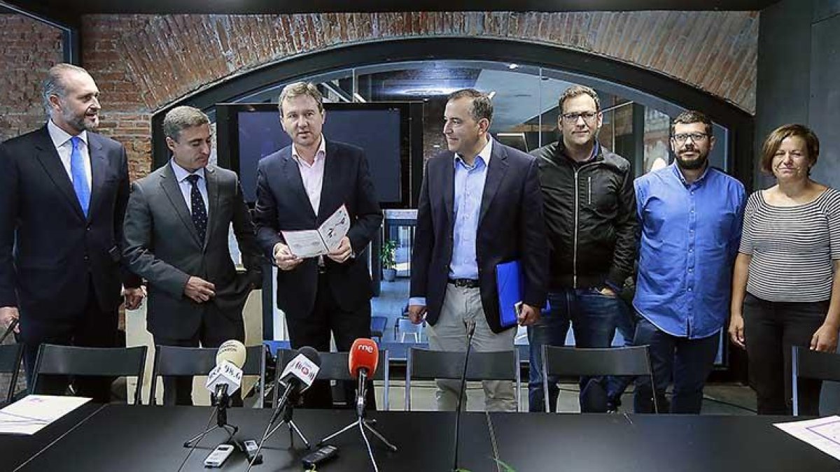 José Manuel Prada, Rafael Barbero, Lacalle, Antón, Óscar Blanco, Miguel Jaenicke e Isabel Hernando.-Raúl Ochoa
